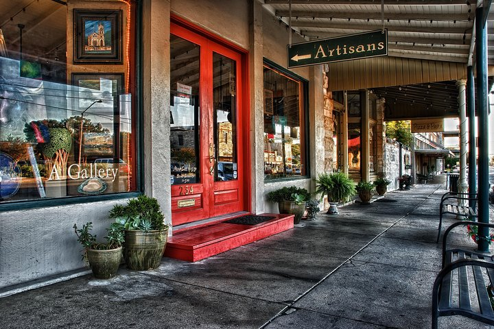 Artisan Shop in Fredericksburg
